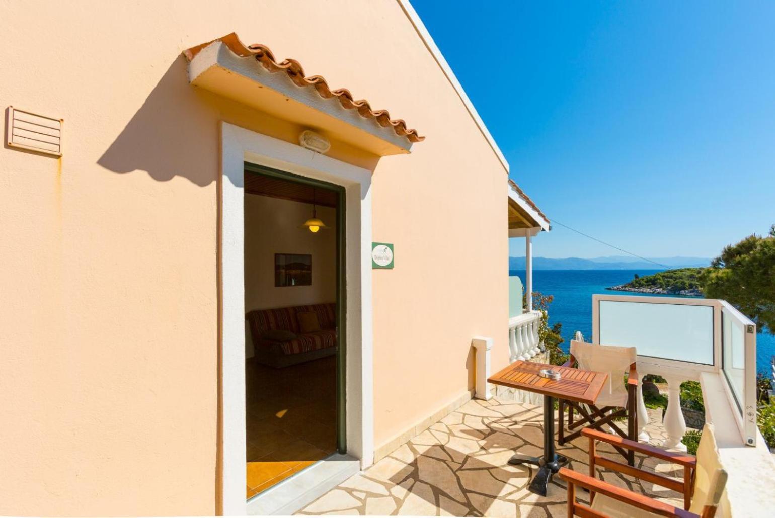 Dolphin Villa 1 Porto Ozias Екстер'єр фото