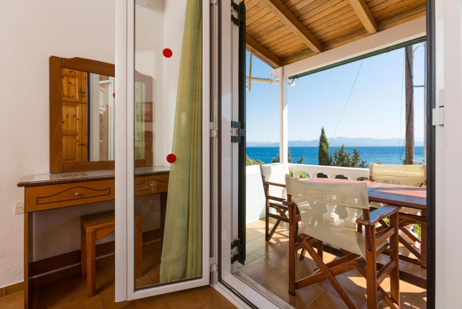Dolphin Villa 1 Porto Ozias Екстер'єр фото