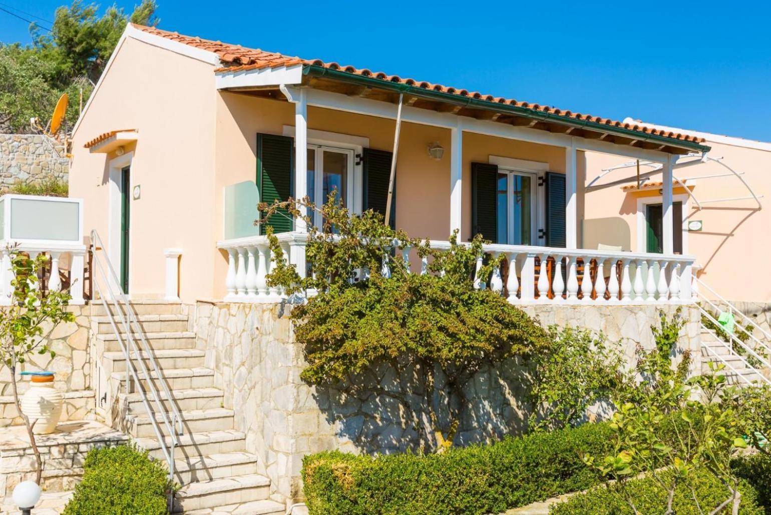 Dolphin Villa 1 Porto Ozias Екстер'єр фото